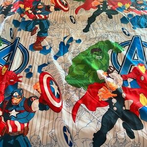 Marvel Avengers Bedding Set full size includes body pillowcase and 1 reg pillow